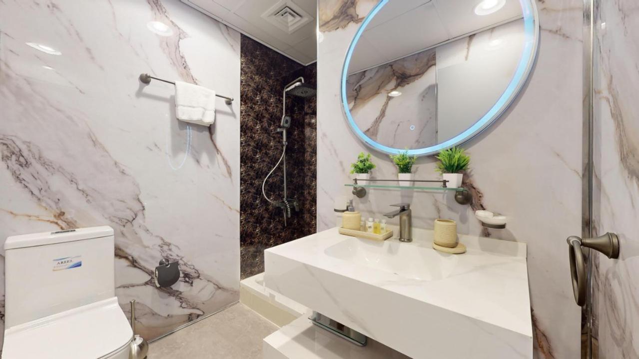 Apartment Damac Park - Neat In Business Bay