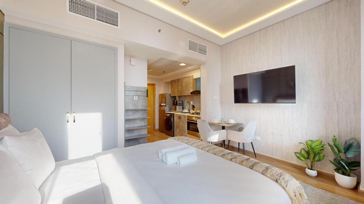 Apartment Damac Park - Neat In Business Bay Dubai