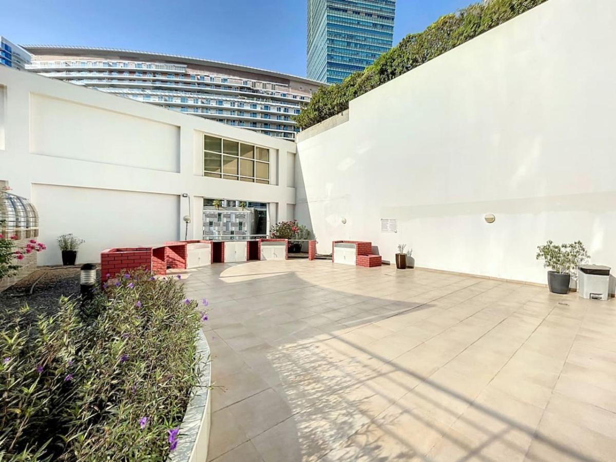Damac Park - Neat In Business Bay Apartment