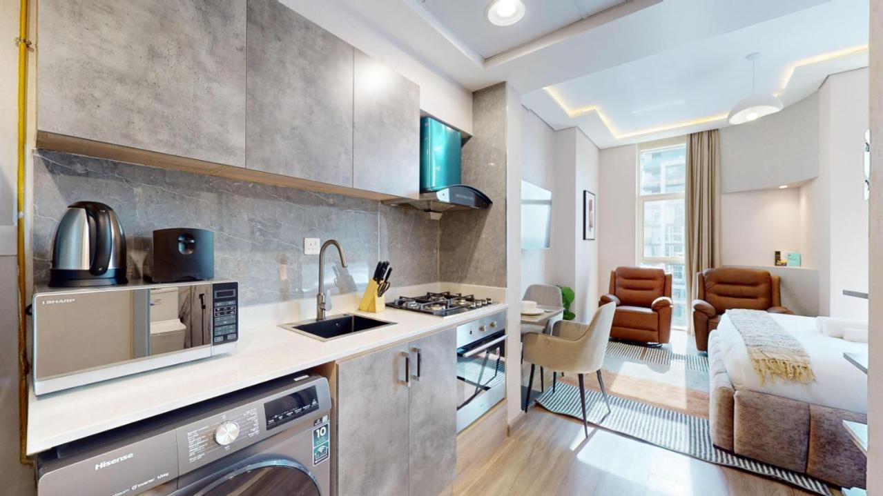 Damac Park - Neat In Business Bay Apartment *
