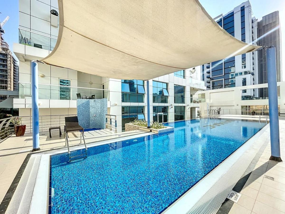 Damac Park - Neat In Business Bay Apartment